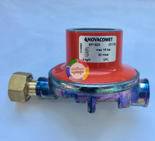 Regulator GPL 4 kg/h cu olandez 3/8 (CH25 sau W20x1/14) calibrat la 30 mbar NOVACOMET